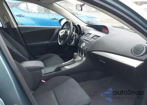 2011 Mazda Mazda3 I Touring z USA, uszkodzony, nr VIN JM1BL1VF9B1407671